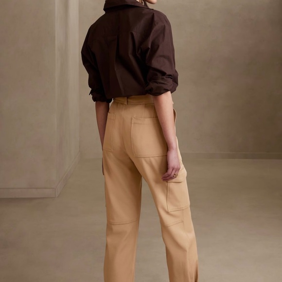 Banana Republic Slim Refined Stretch Cargo Pant - Picture 2 of 6